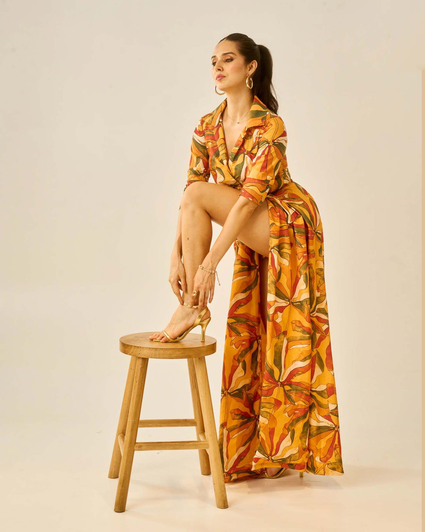 Moon Honey Impulse Slit Tie Skirt