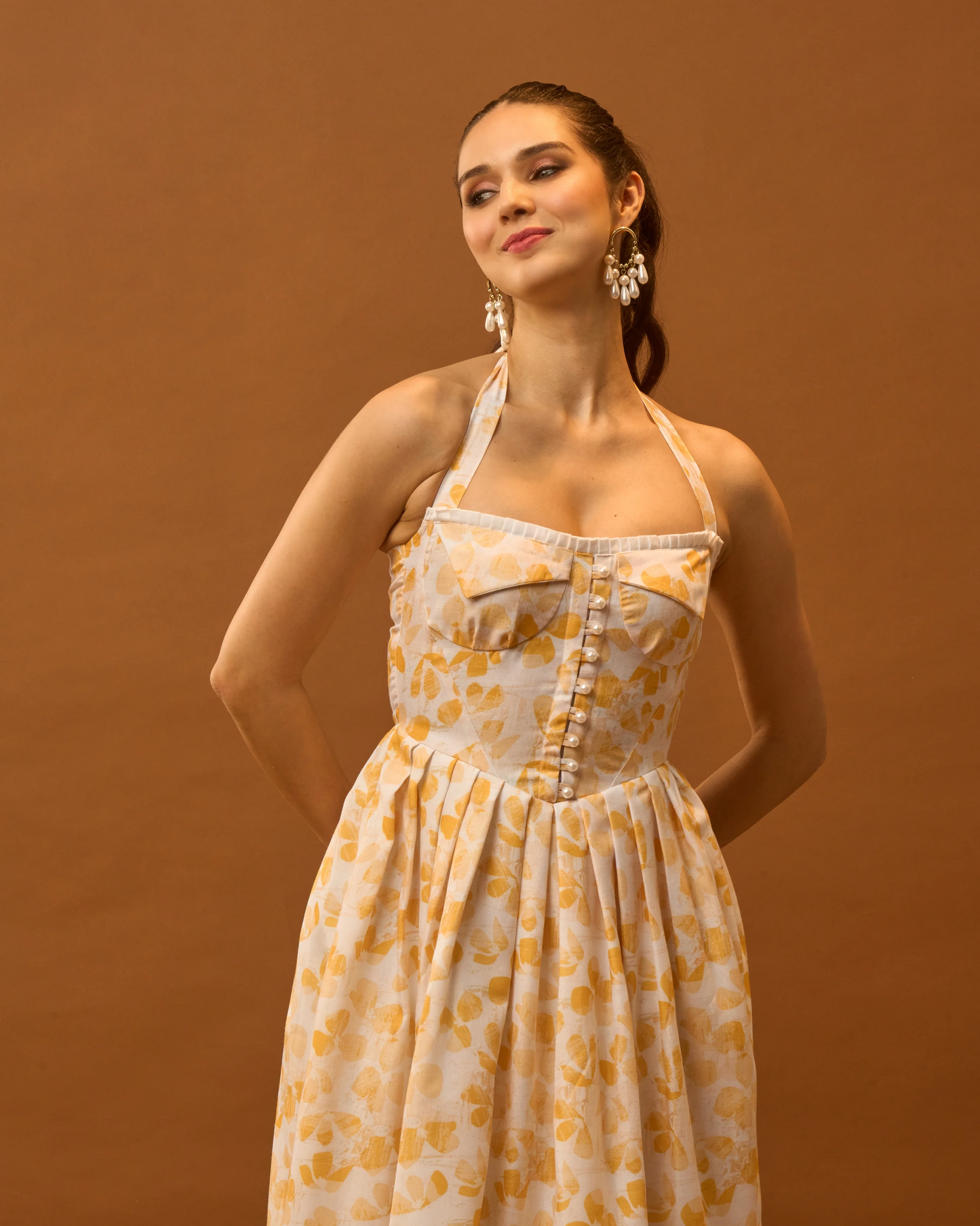 Moon Tie-Around Neck Strap Dress In Yellow