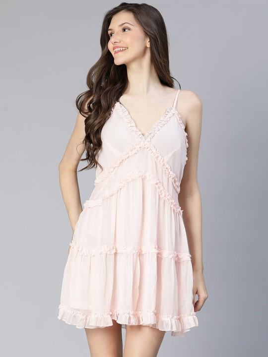 Shoulder Straps Light Ruffled Lining Nightdress